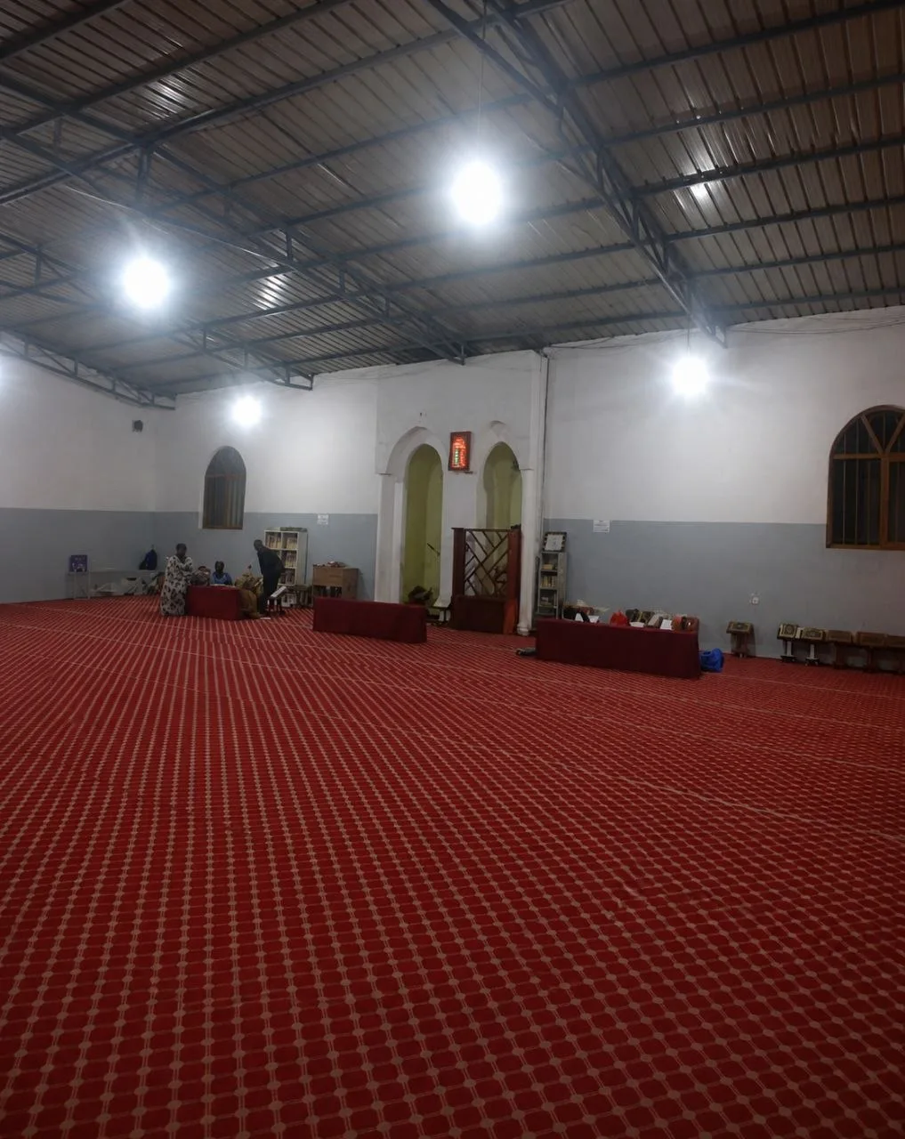 Prayer hall inside Bilal Mosque in Kolfe