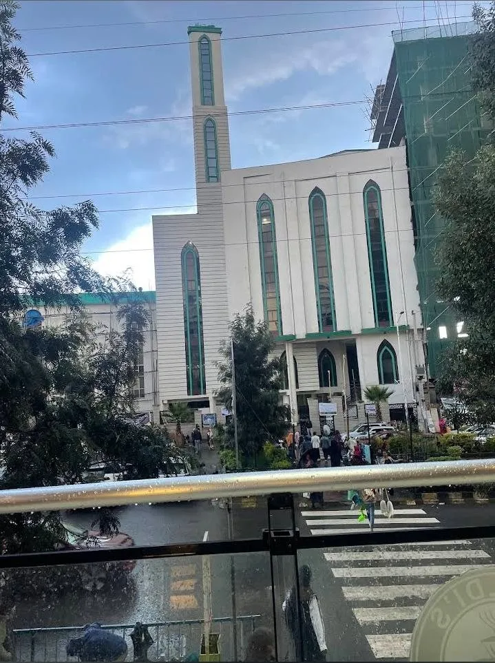 Taqwa Mosque exterior and minaret in Bethel