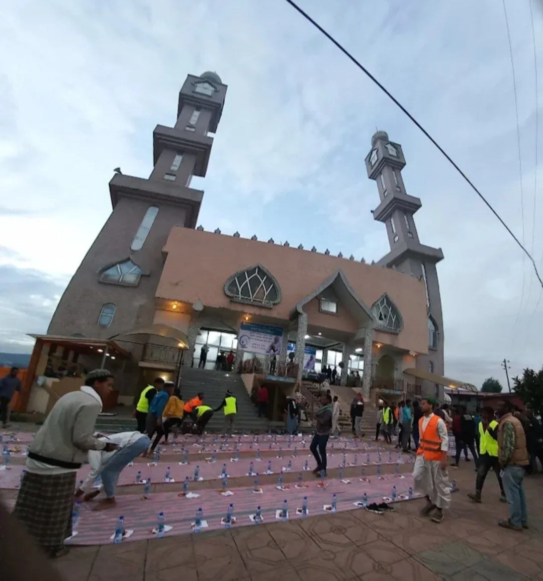 Front entrance of Tero Mosque before congregational prayer